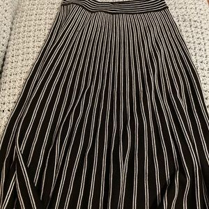 Striped swing midi skirt
